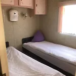 4u W Domku Holenderskim In Tinyhouse مكان تخييم *