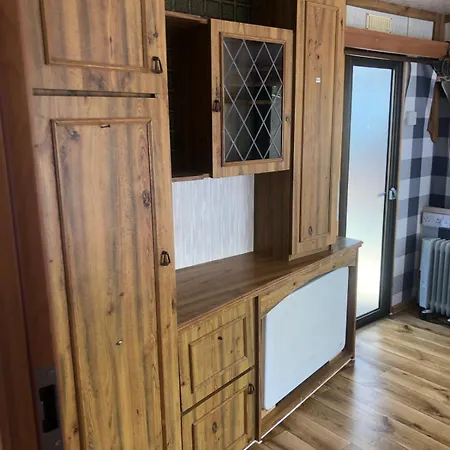 4u W Domku Holenderskim In Tinyhouse مكان تخييم